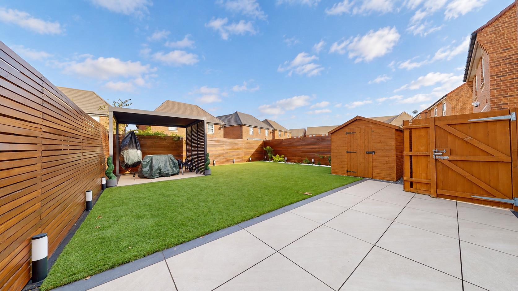 Cranwell Crescent, Eaton Leys, Milton Keynes